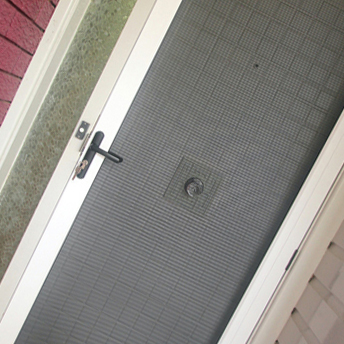 adjustable window screens in doorway adjustable window screens in doorway